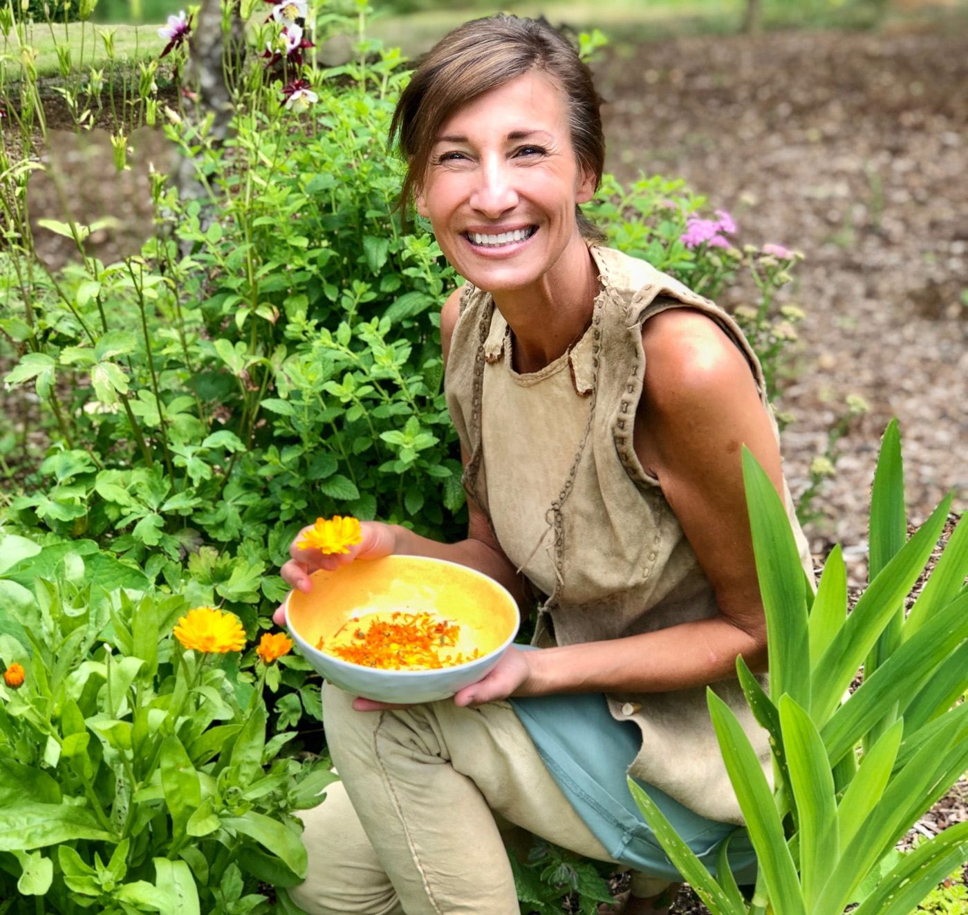 Ready for a Good Spring Cleaning? Here Are My Favorite Detox Methods — Recipes Included!