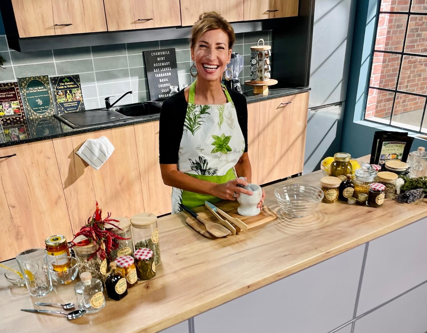 Nicole Apelian's Herbal Academy course