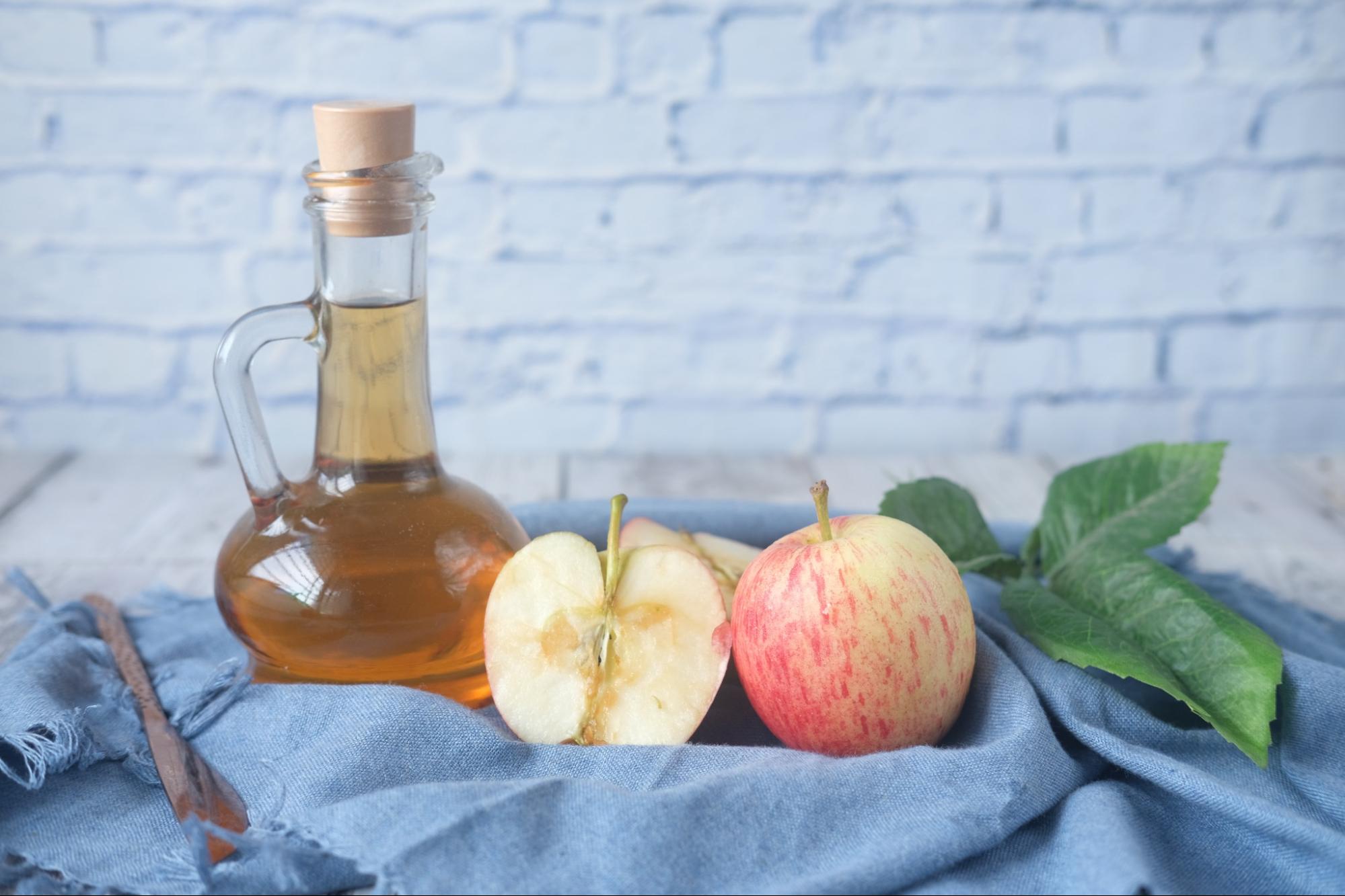 apples and apple cider vinegar