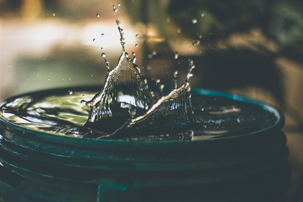 water splash in jar
