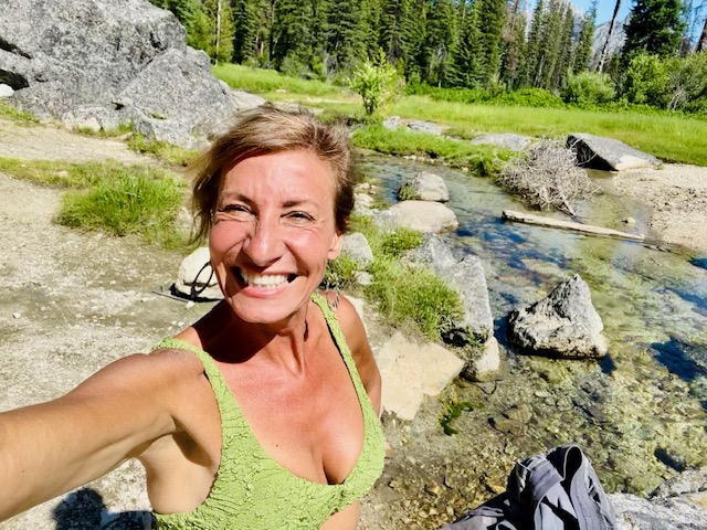 Can Menopause Cause Leaky Gut & Food Sensitivities? The Answer May Surprise You.