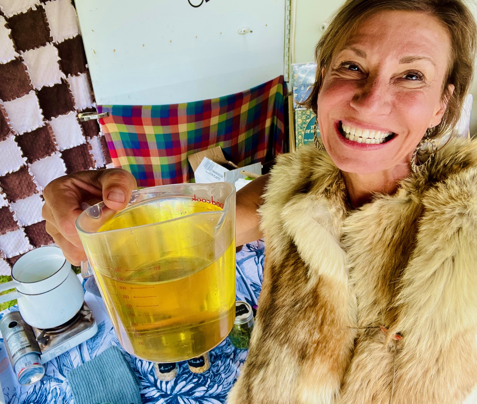 Castor Oil for Detox and Healing: Myth or Miracle?