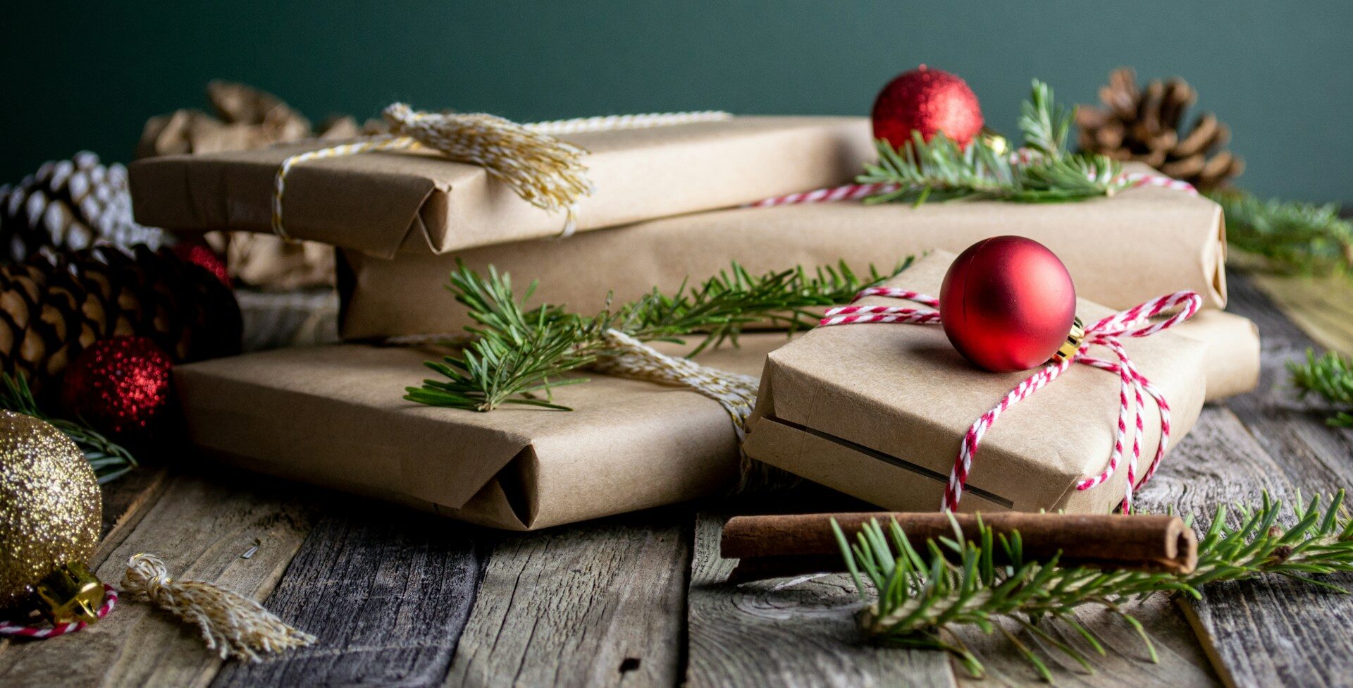 holiday gifts & greenery